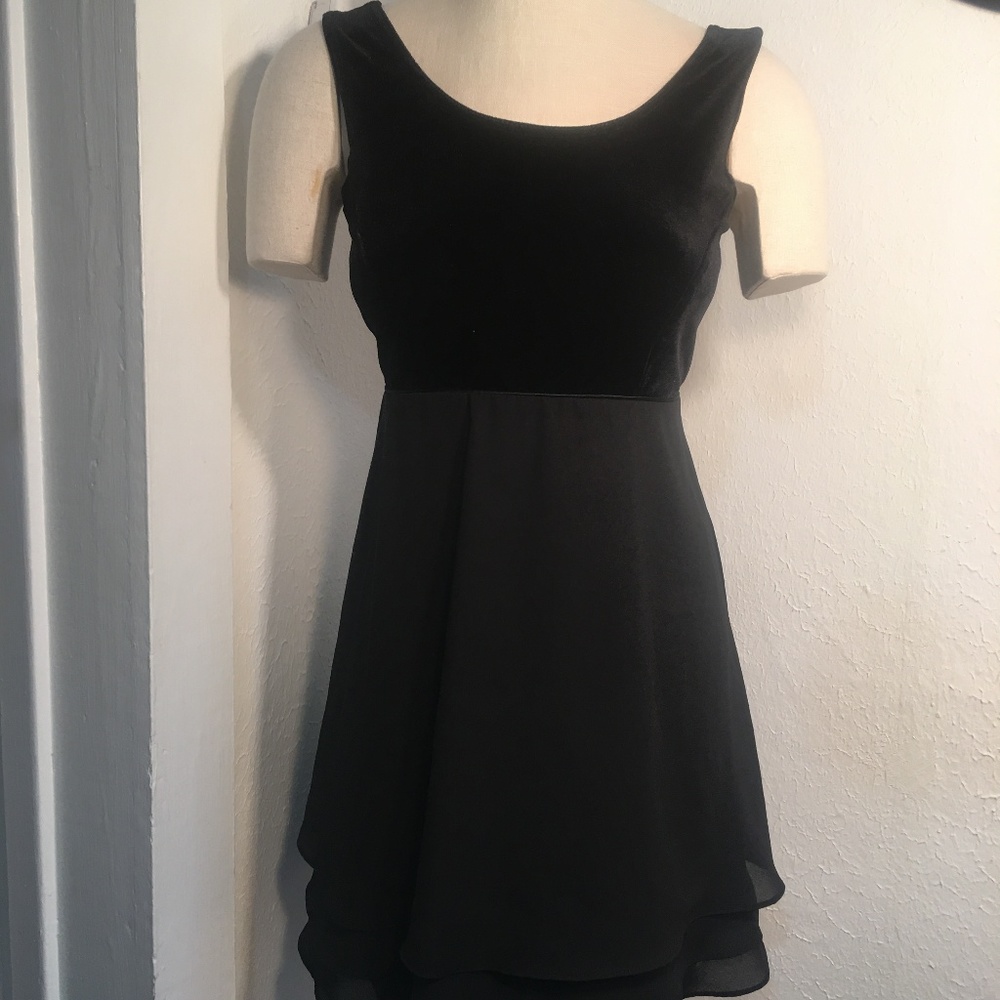 CDC Black Velvet Feel /Chiffon Sleeveless Dress  A